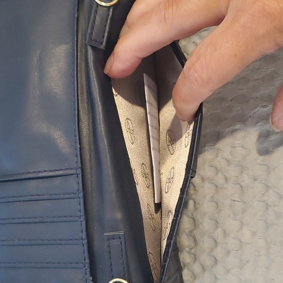 NWOT Adrienne Vittadini bag w/o strap (#19) - Picture 5 of 7